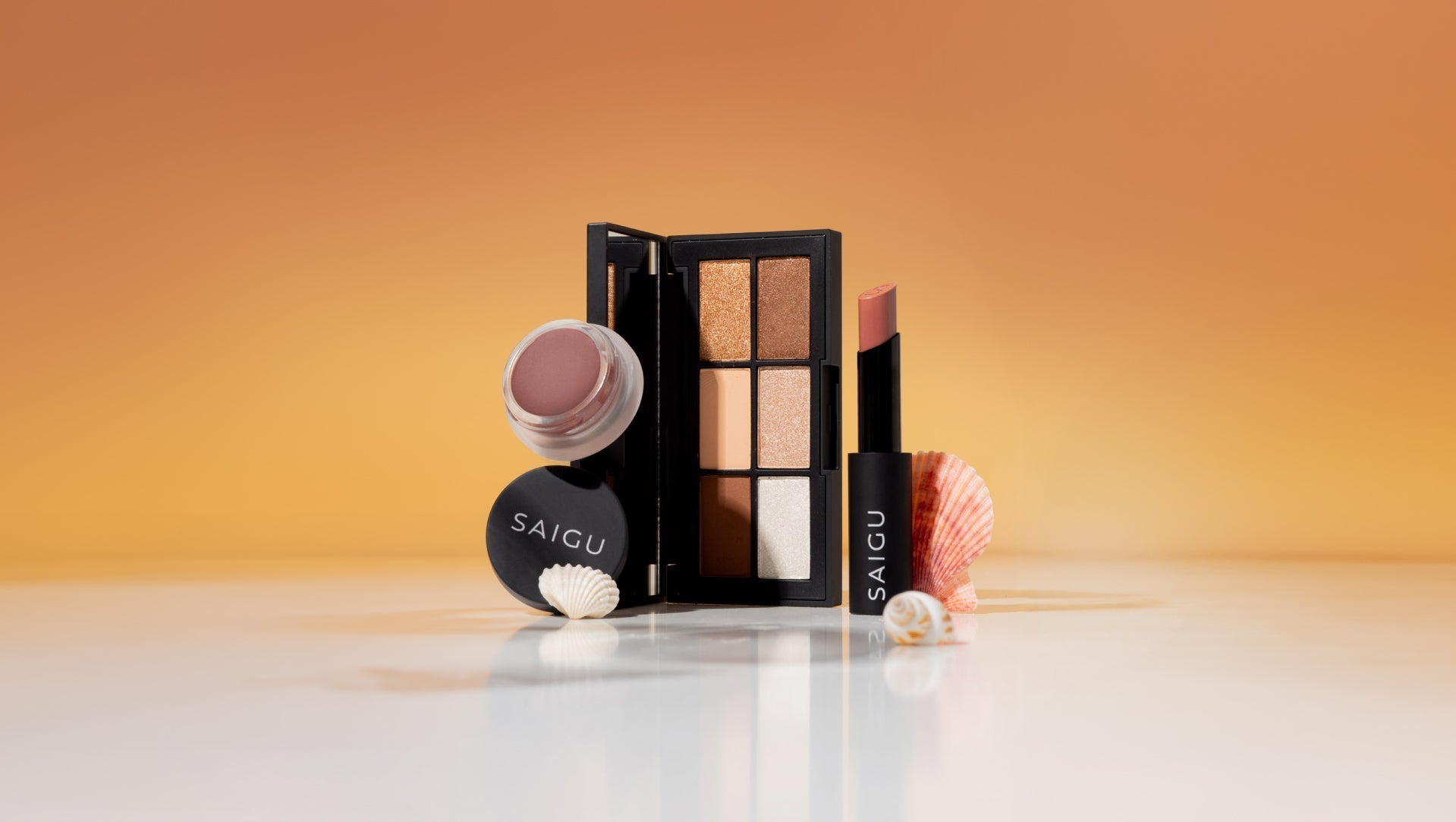 Saigu captura la luz mediterránea en la piel