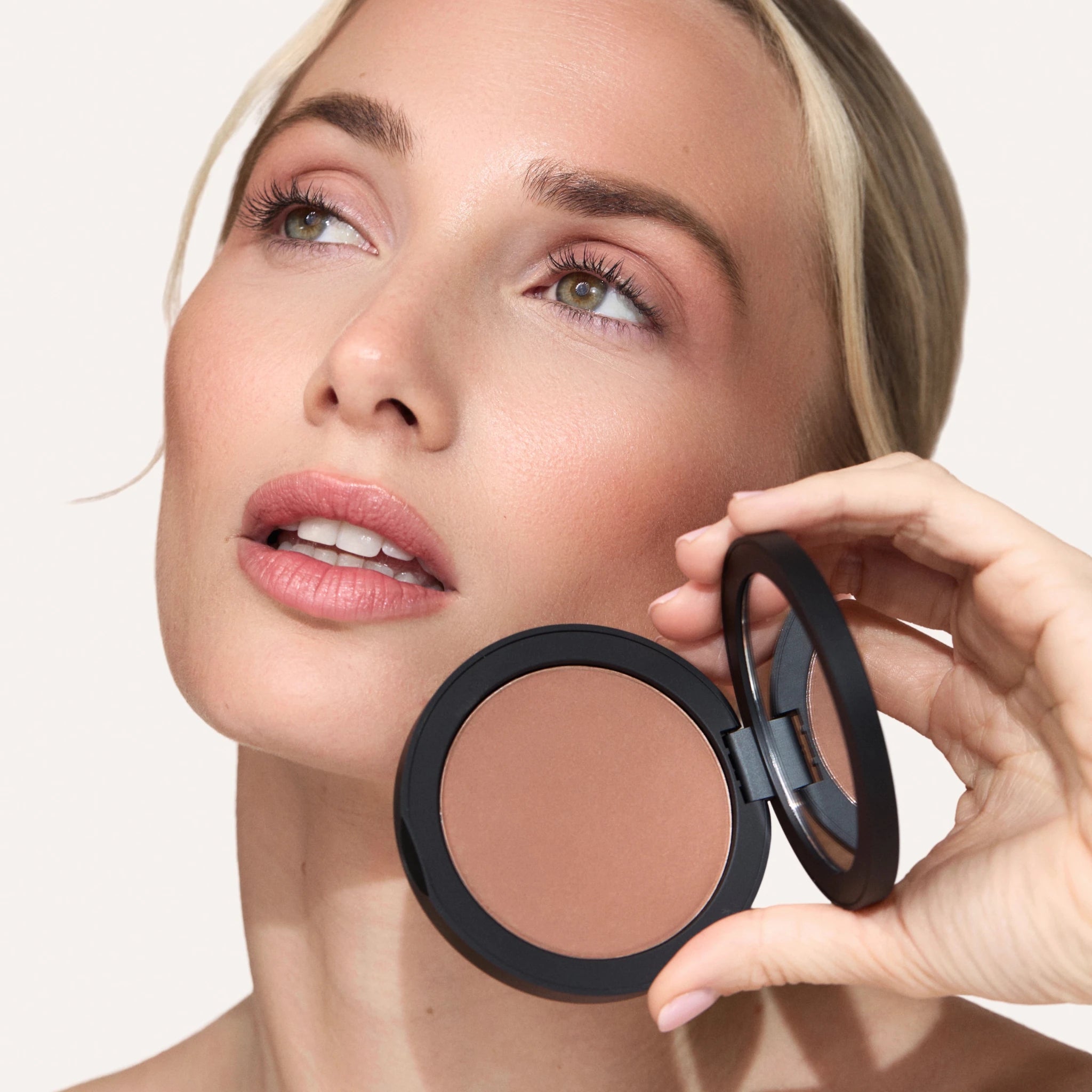 Polvos de sol Mediterranean Glow - Saigu Cosmetics