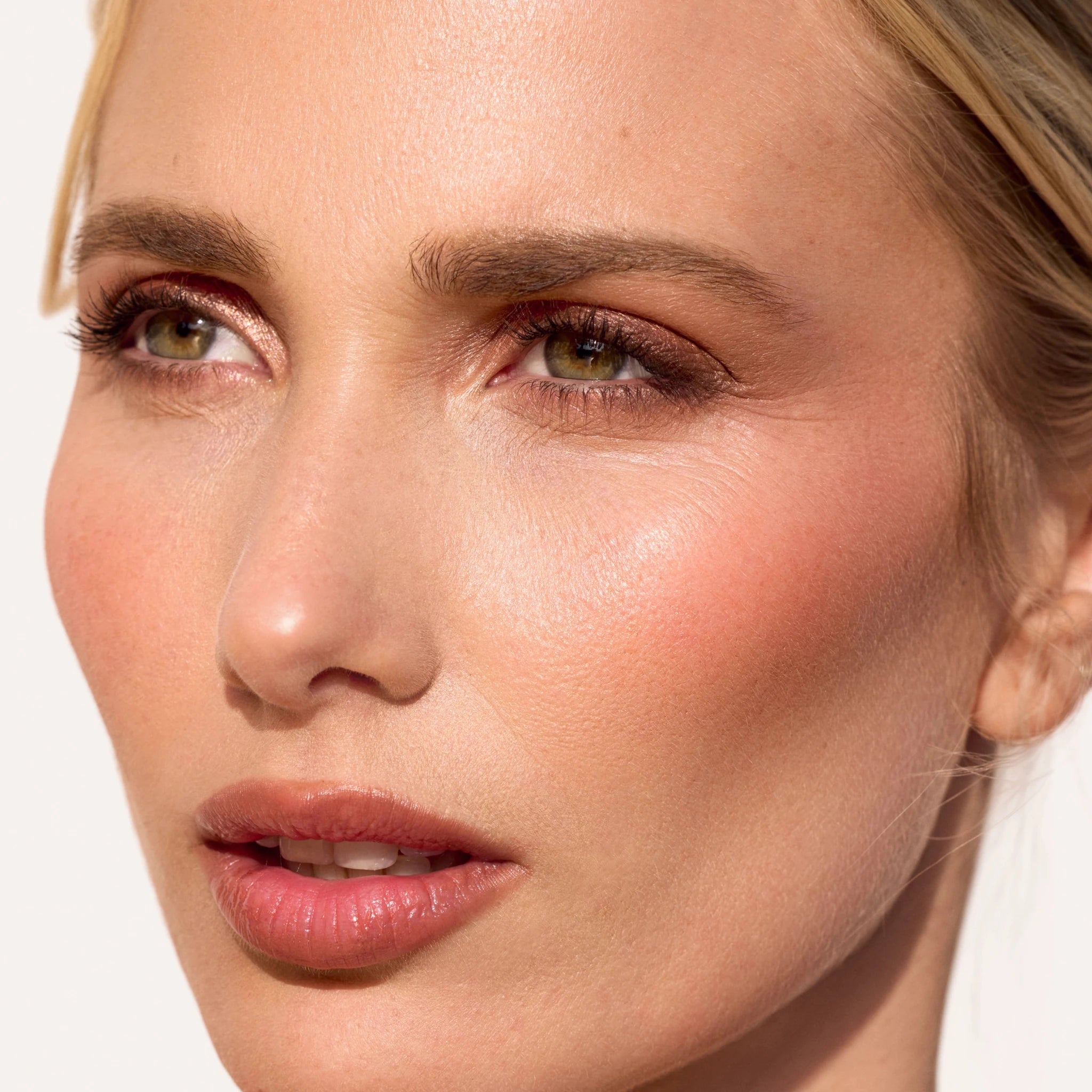 Sombra líquida One Touch Mediterranean Glow - Saigu Cosmetics