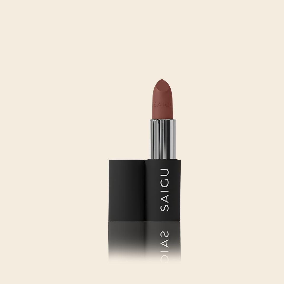 Velvet lipstick with hyaluronic acid
