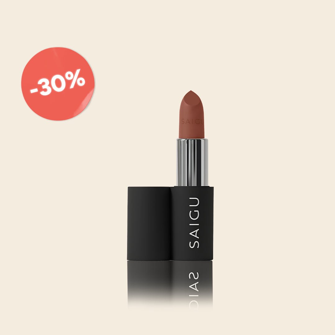 Velvet lipstick with hyaluronic acid