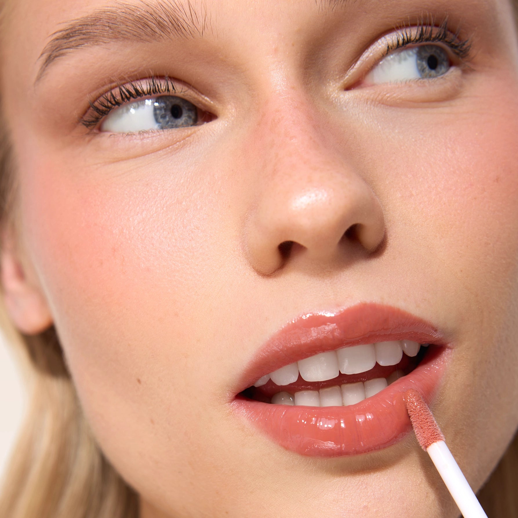 Lip Gloss Melting Plump - Saigu Cosmetics