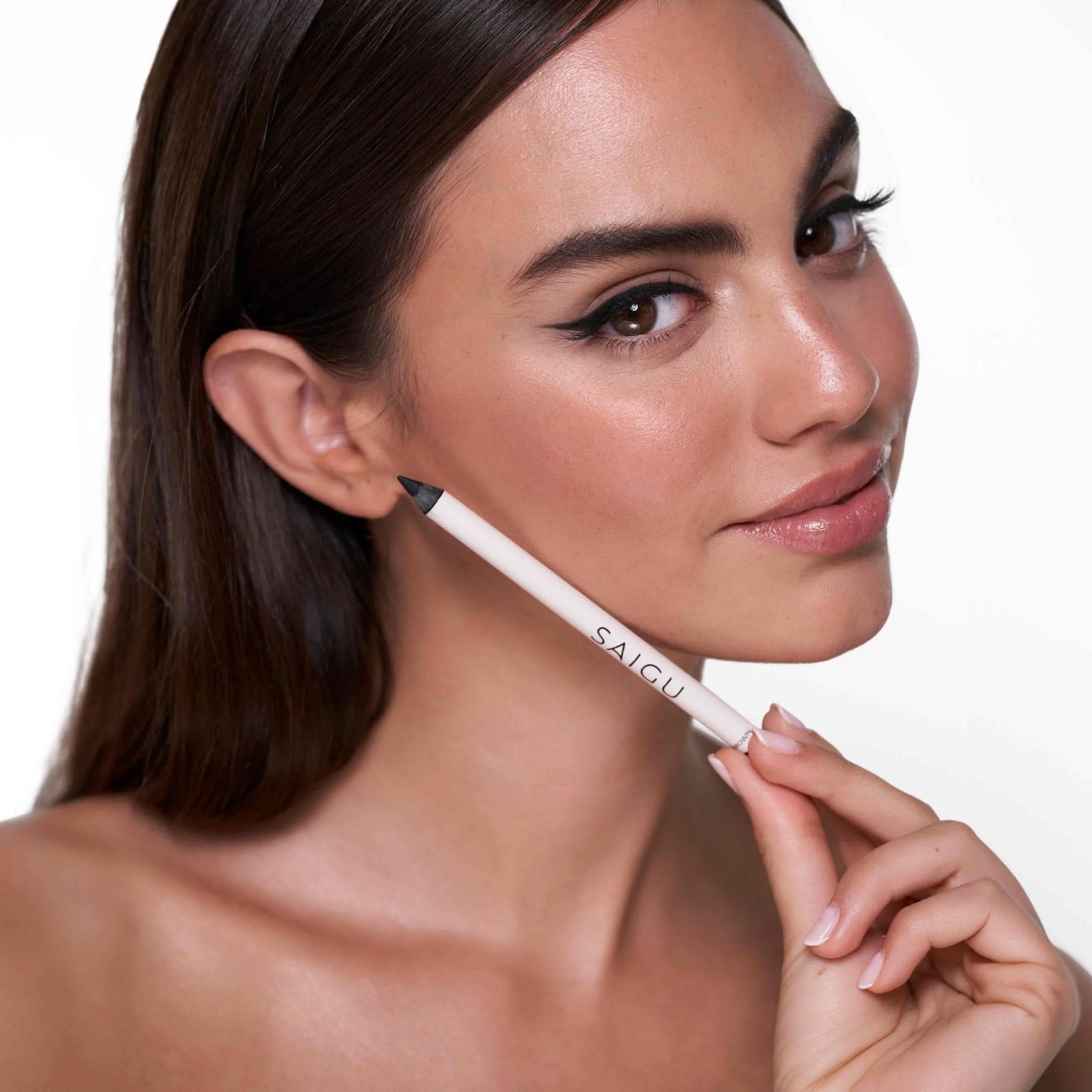 Lapiz de Ojos Negro - Maquillaje Natural Saigu