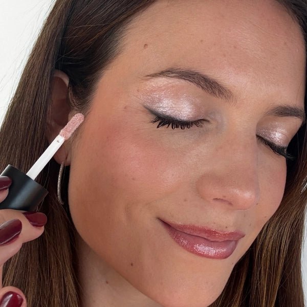 Sombra líquida One Touch Stardust - Saigu Cosmetics