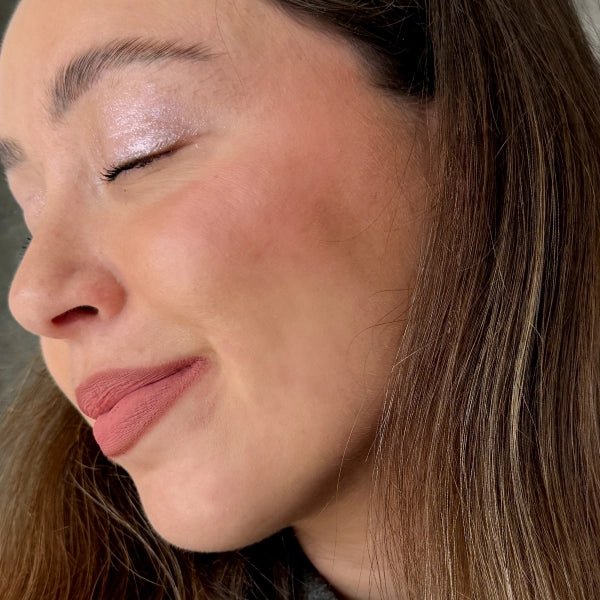 Sombra líquida One Touch Stardust - Saigu Cosmetics