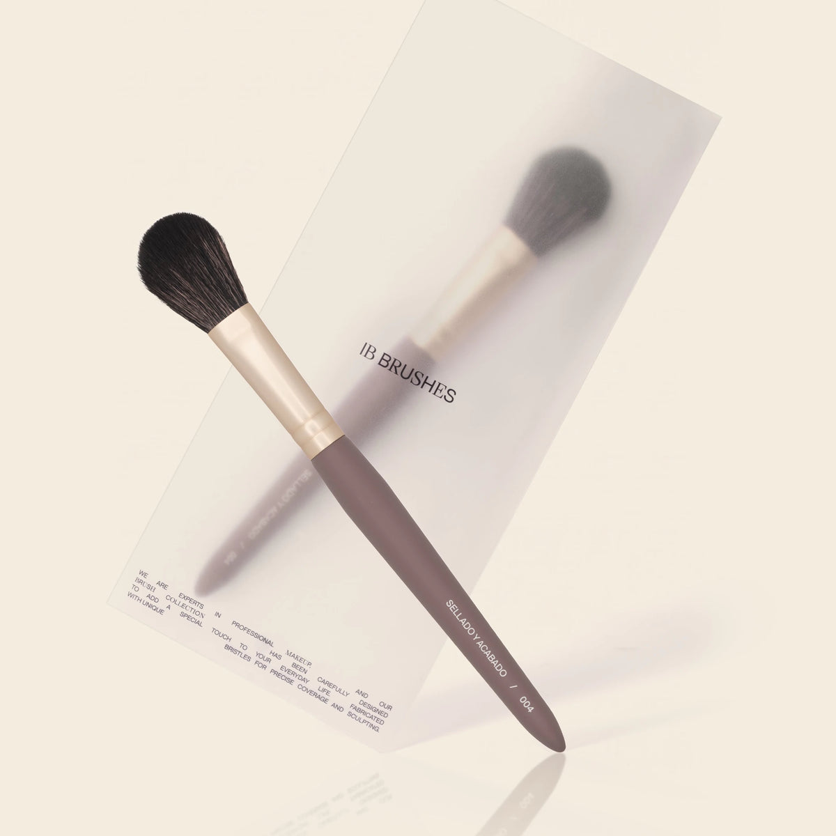 Brocha 004 · Sellado y acabado - IBbrushes x Saigu - Saigu Cosmetics