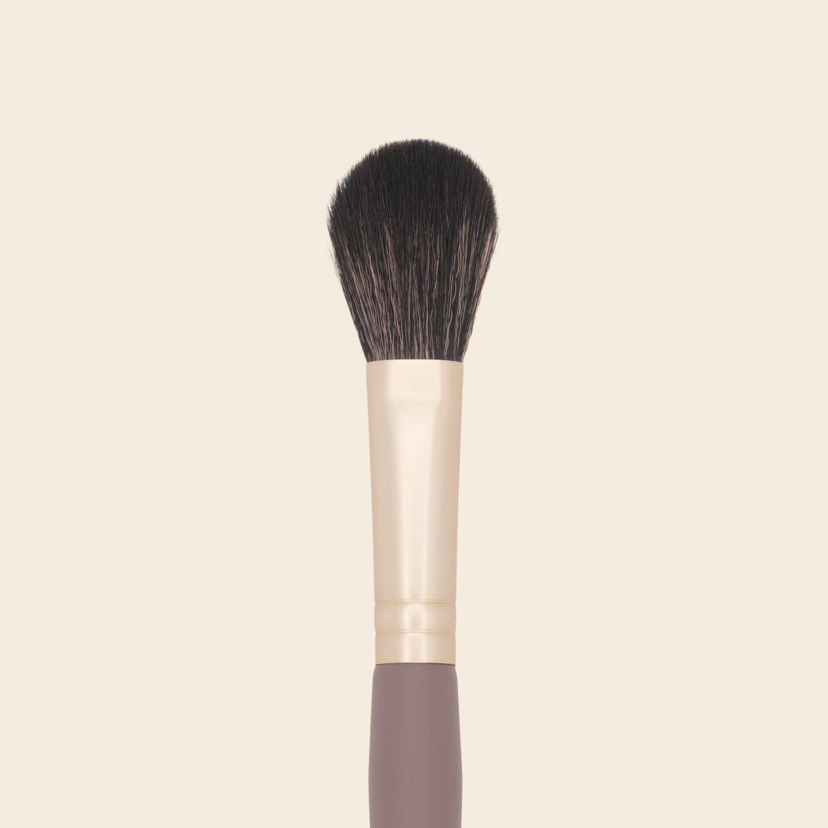 Brocha 004 · Sellado y acabado - IBbrushes x Saigu - Saigu Cosmetics