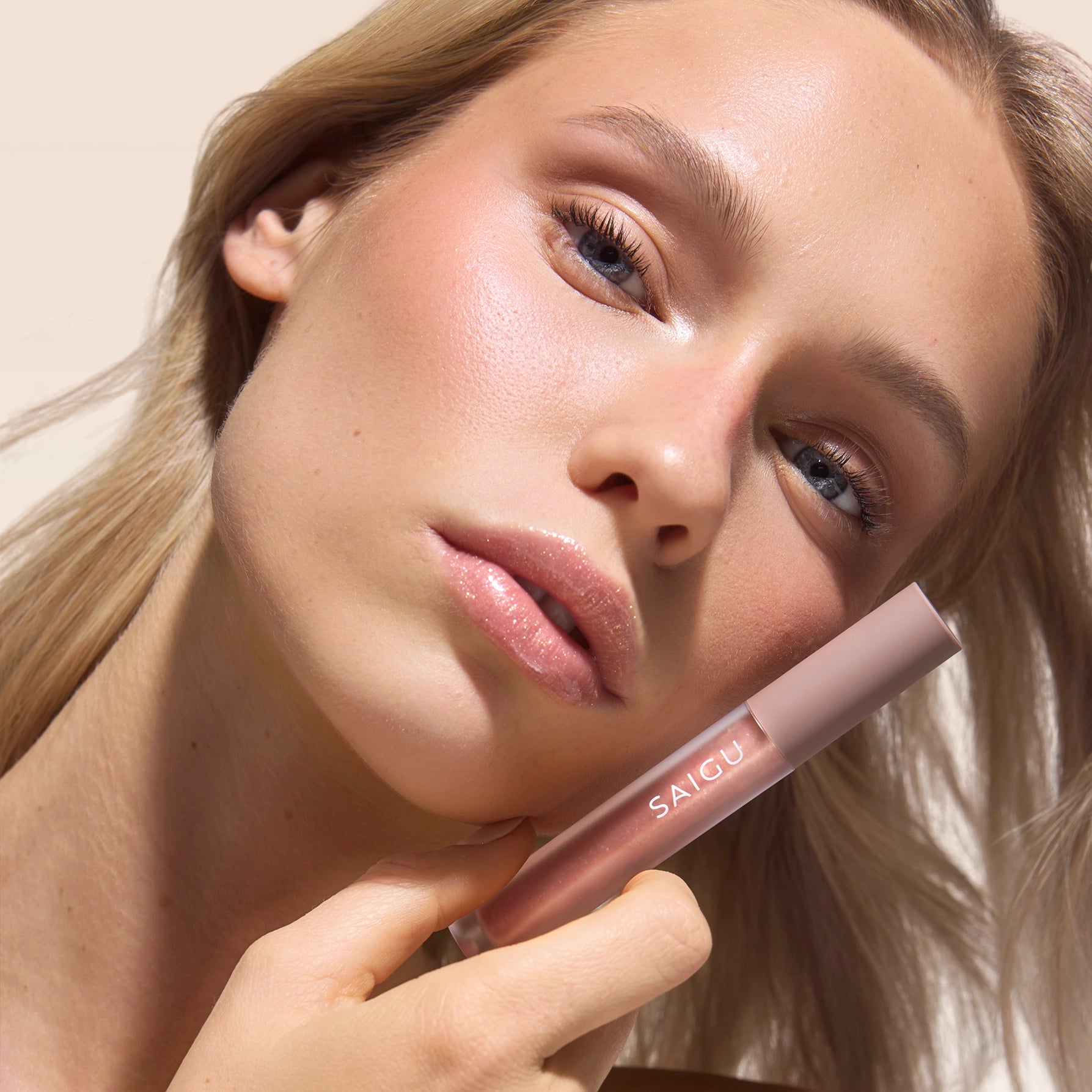 Lip Gloss Melting Plump - Saigu Cosmetics