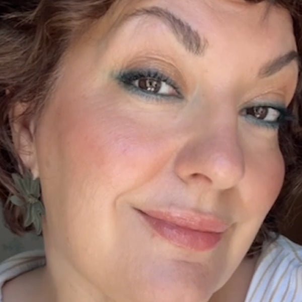 Lápiz de ojos Delineado Infinito - Saigu Cosmetics