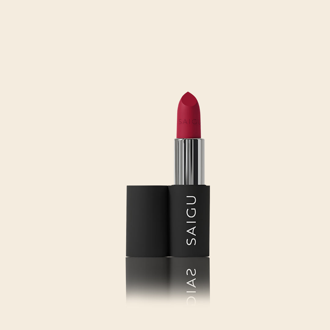 Velvet lipstick with hyaluronic acid
