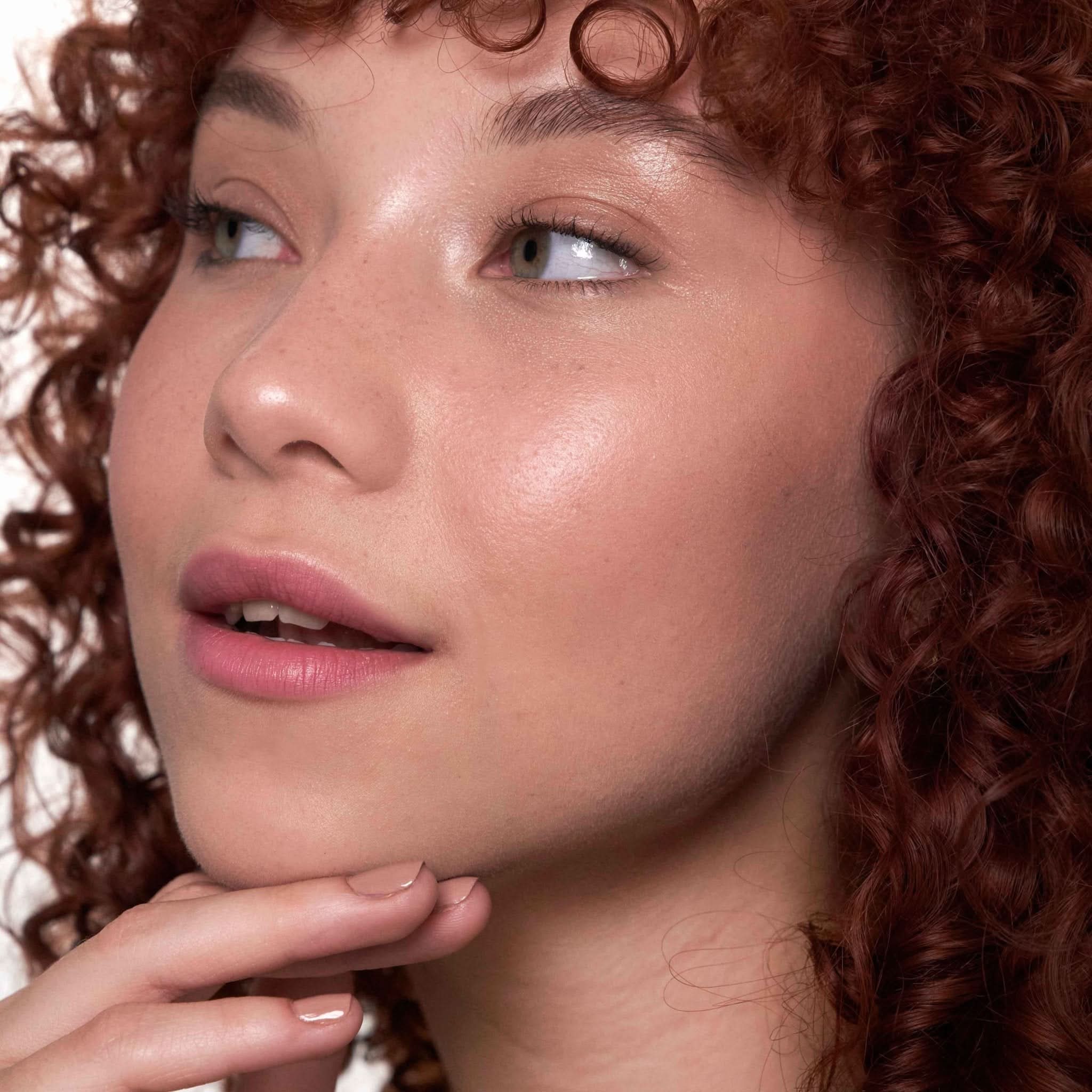 Iluminador - Maquillaje Natural Saigu